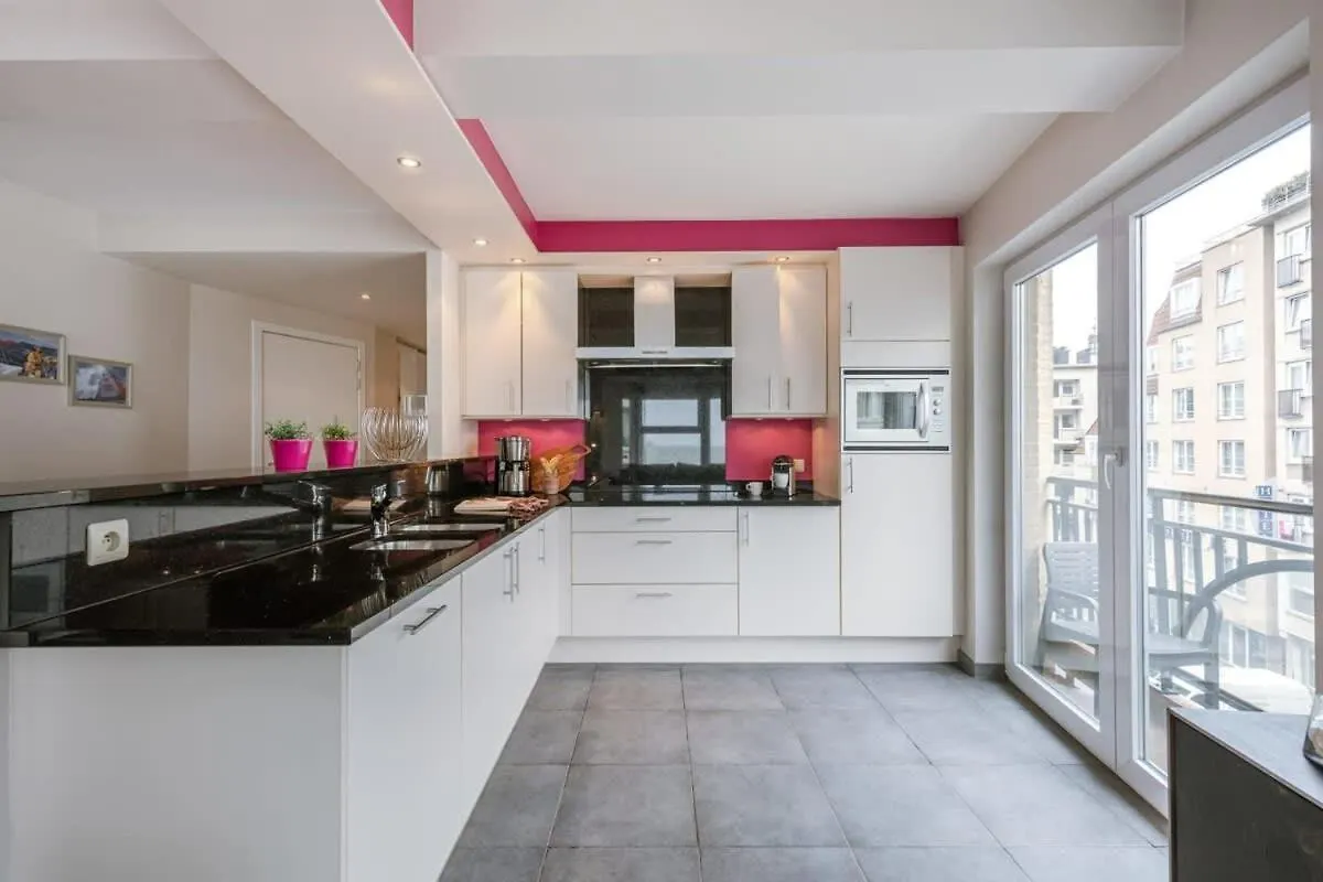 Apartment With Lateral Sea View & Private Parking Ostend 0*,  Belgium