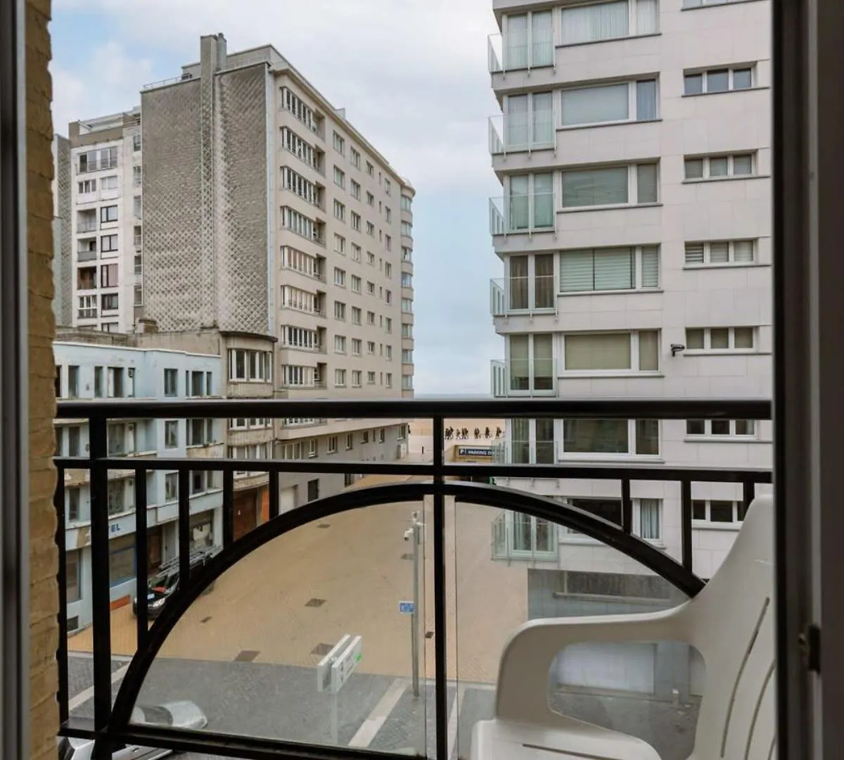 Apartment With Lateral Sea View & Private Parking Ostend Belgium