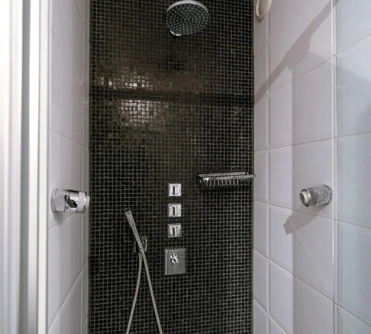 Apartment With Lateral Sea View & Private Parking Остенде